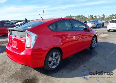 2015 Toyota Prius Persona Series Special Edition z USA, uszkodzony, nr VIN JTDKN3DU0F0425302